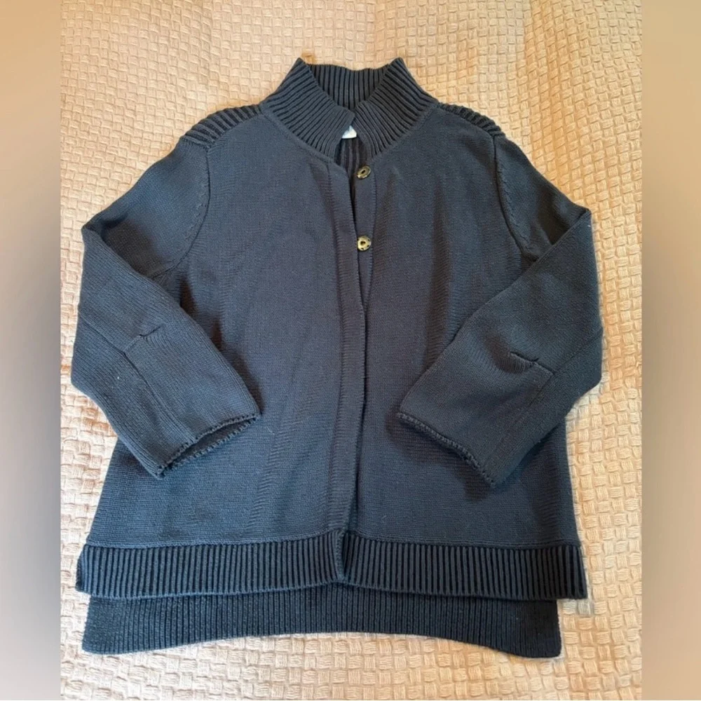 CAbi Pursuit Cardigan Sweater Navy Blue
Women's Size Medium - Picture 6 of 6